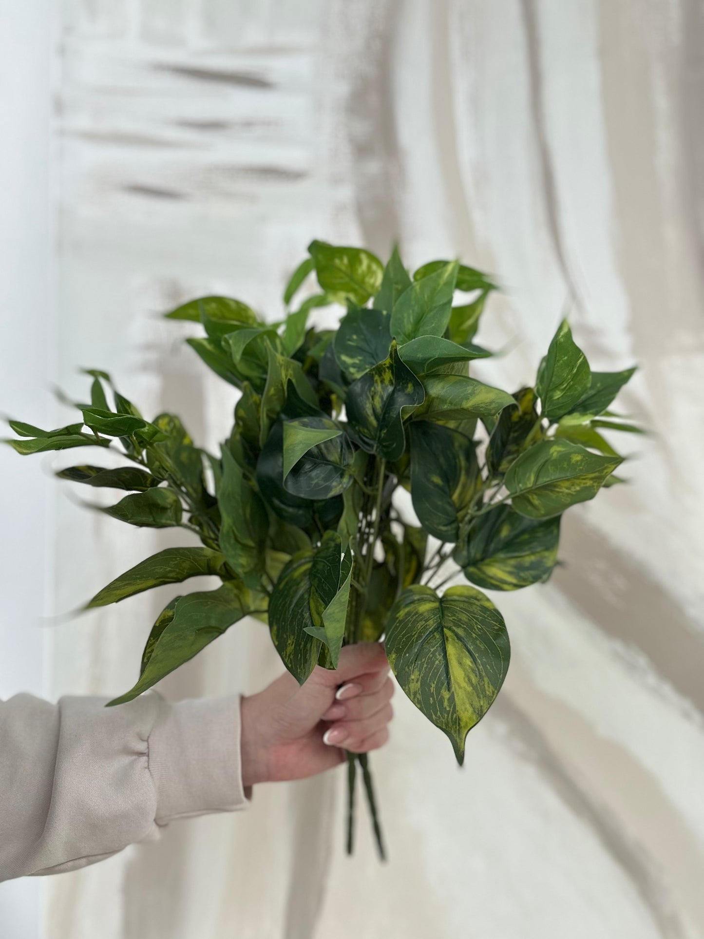 Faux Fresh Lined Green Leaves Stem